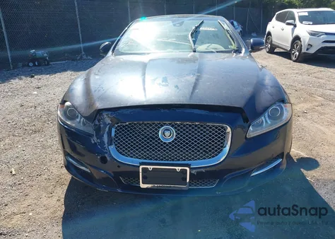 2013 Jaguar Xj Xjl Portfolio z USA, uszkodzony, nr VIN SAJWJ2GDXD8V44882